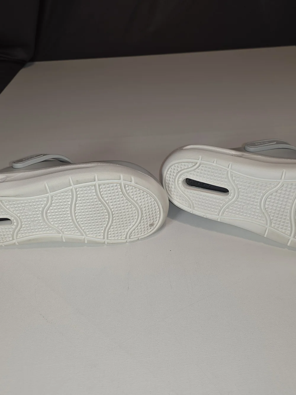 Crocs LiteRide™ Clogs — M9/W11 | LighCrocs